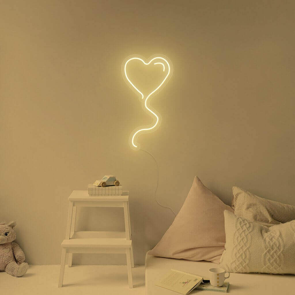 NEONMONKI_herzballon_in_warmweiß