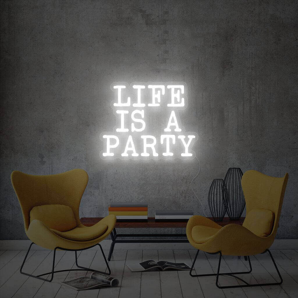 NEONMONKI_life_is_a_party_led_schriftzug