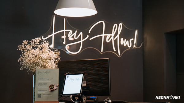 Neon Schild als Logo
