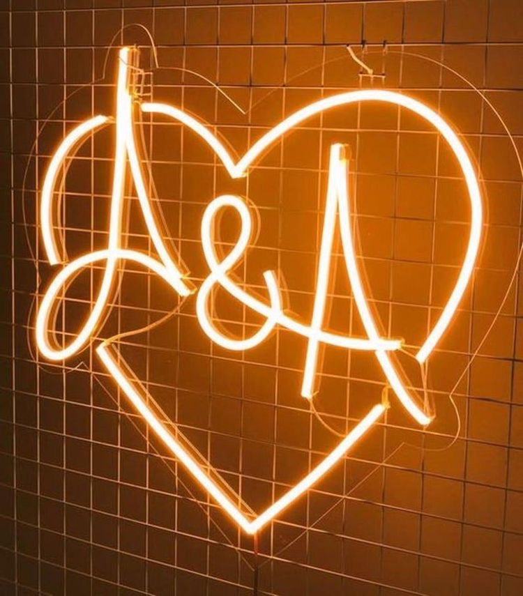 Neon-Herzen – romantische Stimmung mit Neon