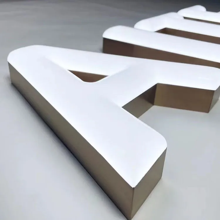 NEONMONKI_Illuminated_white_3D_letter